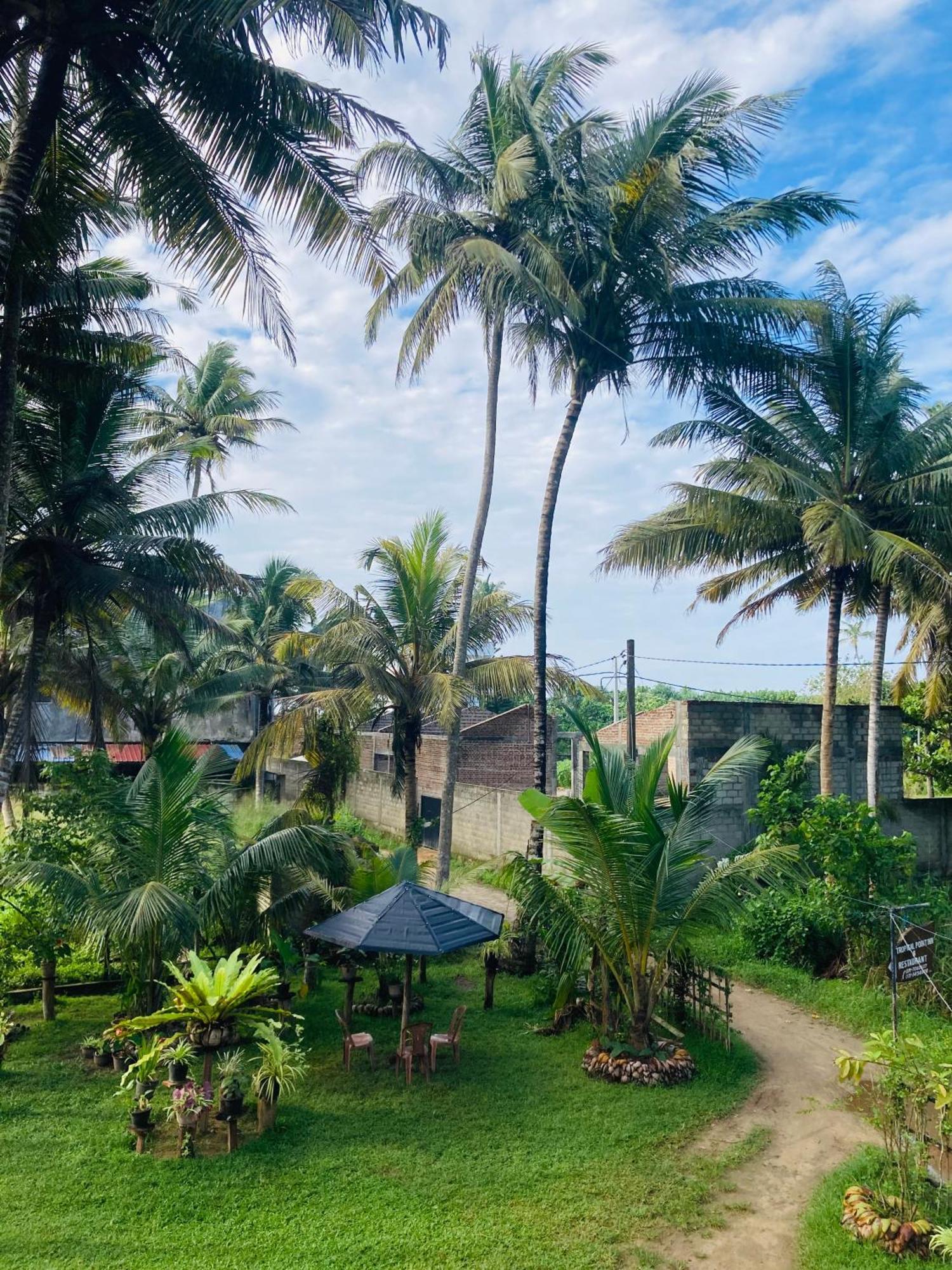 Tropical Point Inn Матара Екстер'єр фото